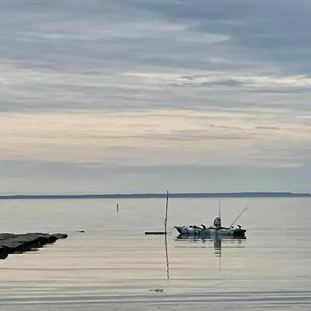 Du Corps De Garde - Bord De Normandie * Saint-Germain-sur-Ay